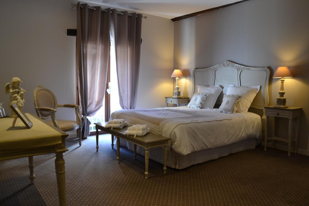 B&B-Chambre D'Hotes La Closerie Saint Vincent Pocé-sur-Cisse Εξωτερικό φωτογραφία